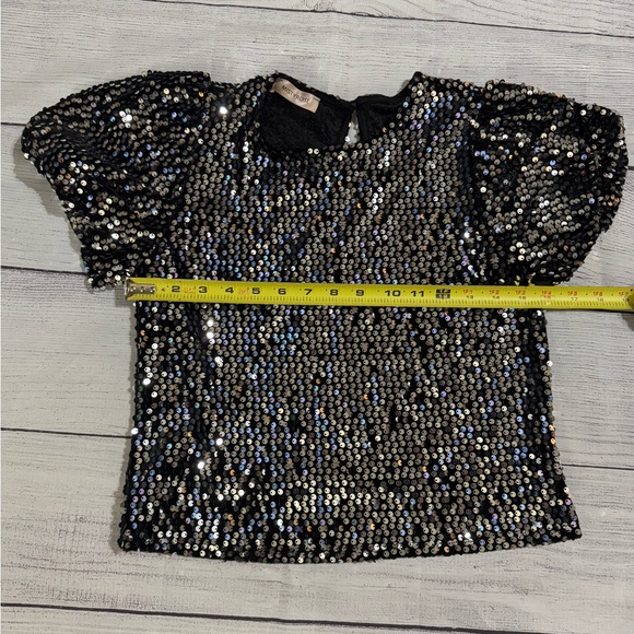 Black Sequin Women’s Top - Picture 6 of 6